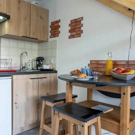 Nid Paisible - Balcon - Calme - Parking Apartamento *