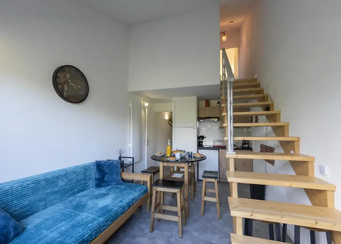 Nid Paisible - Balcon - Calme - Parking 아파트